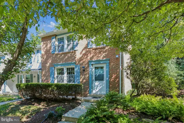 16 Turtle Dove Ct, GAITHERSBURG, MD 20879