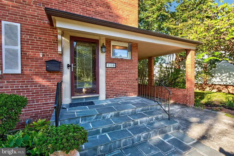 1110 Holton Ln, Takoma Park, MD 20912 - #2