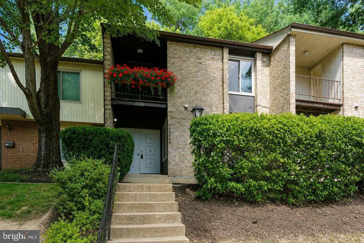 12234 Greenleaf Ave, Potomac, MD 20854 - #1