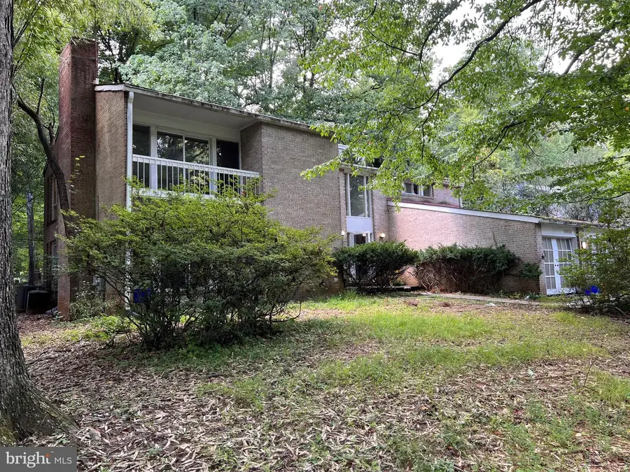 10404 Great Arbor Dr, Potomac, MD 20854 - #2