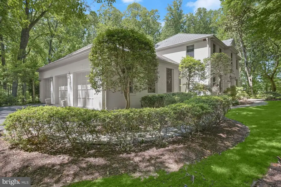 10118 New London Dr, Potomac, MD 20854 - #3