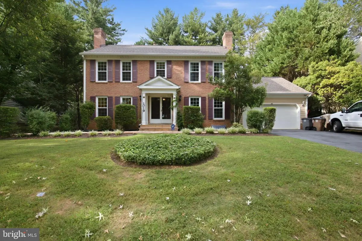 1019 Farm Haven Dr, Rockville, MD 20852 - #1