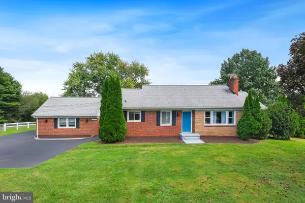 25223 Oak Dr, DAMASCUS, MD 20872