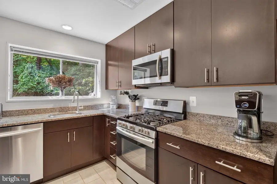 10601 Montrose Ave #2, Bethesda, MD 20814 - #3