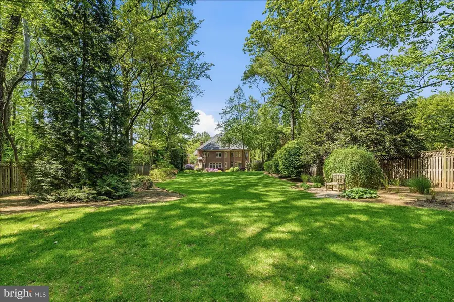 6704 Honesty Dr, Bethesda, MD 20817 - #3