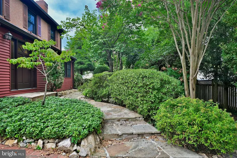 5308 Alta Vista Rd, Bethesda, MD 20814 - #2