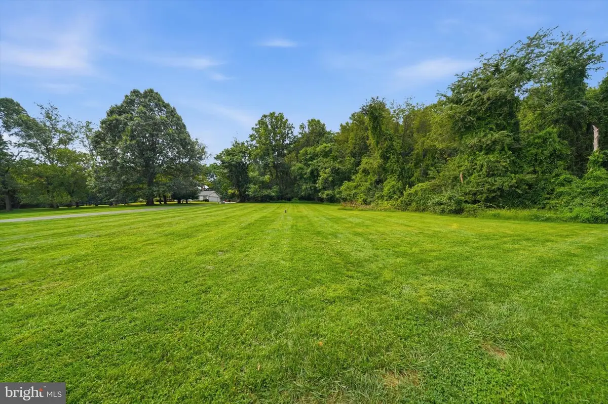 25204 Woodfield School Rd, Gaithersburg, MD 20882 - #1