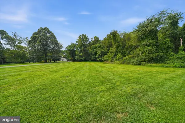 25204 Woodfield School Rd, GAITHERSBURG, MD 20882