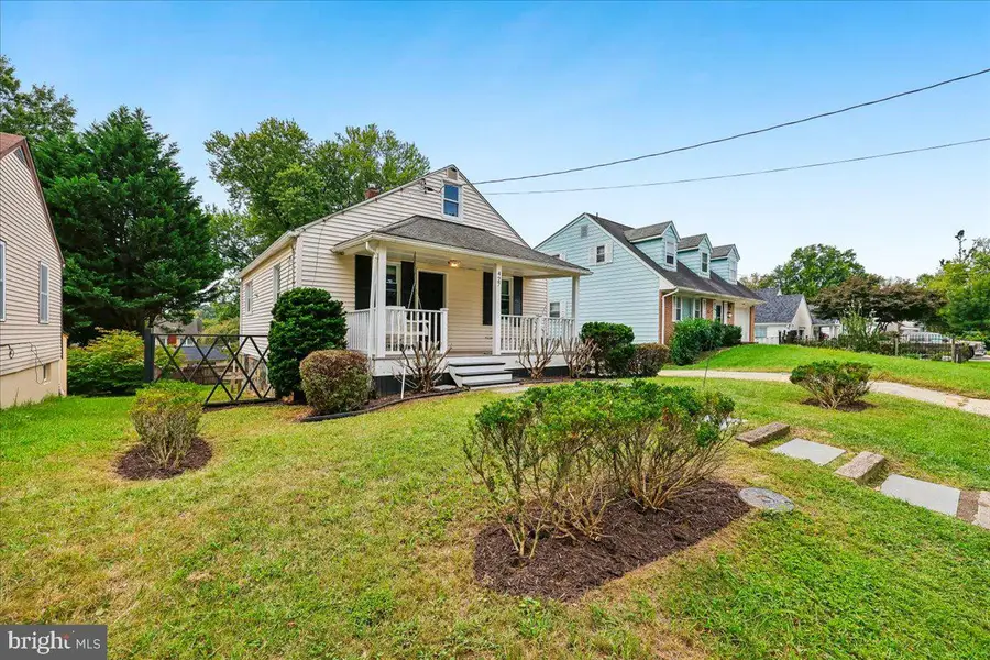 427 Mcarthur Dr, Rockville, MD 20850 - #3