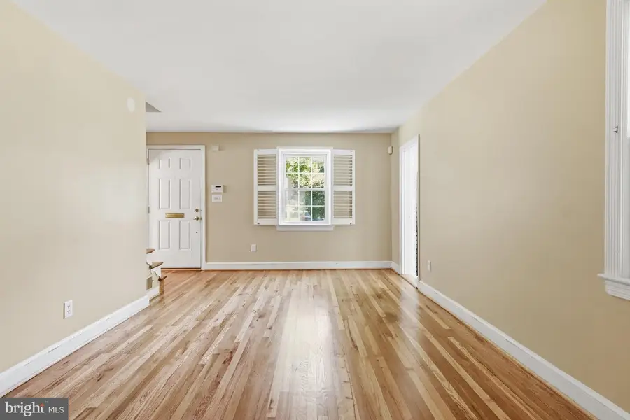 10010 Raynor Rd, Silver Spring, MD 20901 - #3