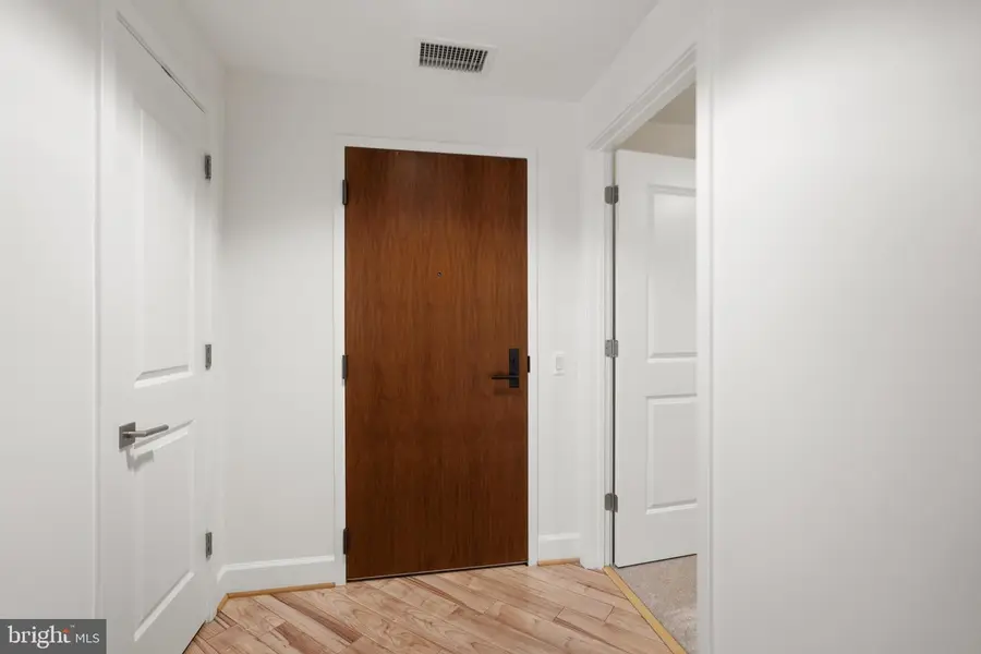 7171 Woodmont Ave #306, Bethesda, MD 20815 - #3