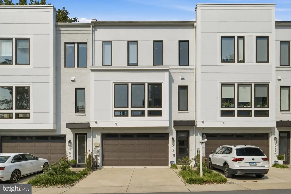 3737 Glenmoor Reserve Ln, Chevy Chase, MD 20815 - #1