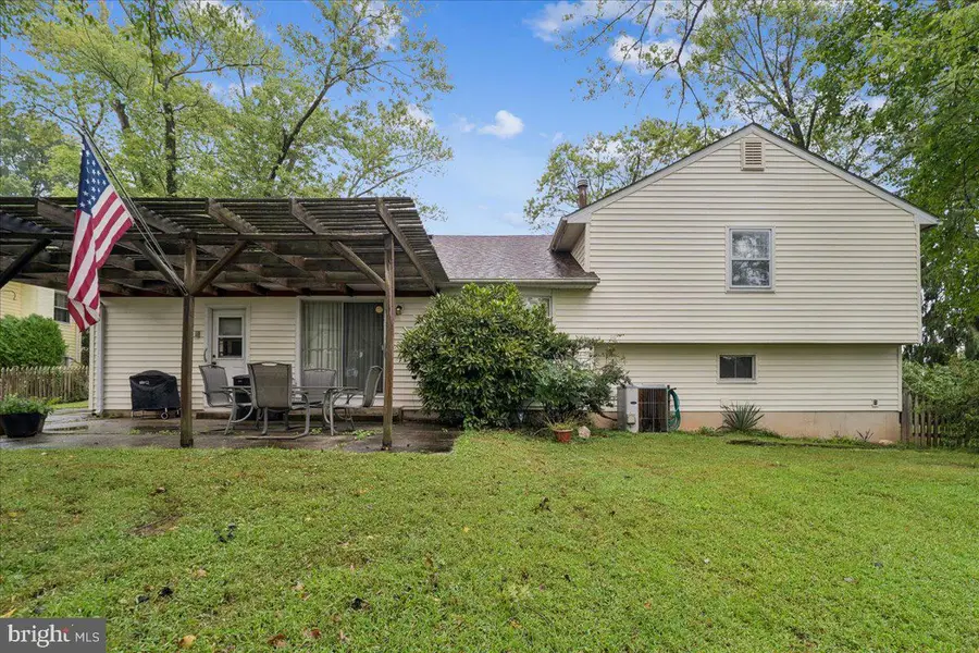 1405 Mullins St, Silver Spring, MD 20904 - #2