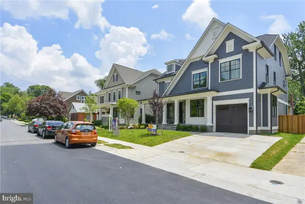 4510 Maple Ave, BETHESDA, MD 20814