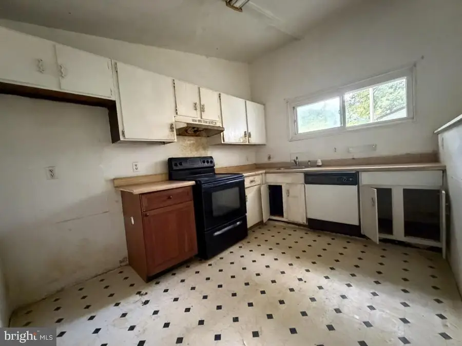 11516 Cherry Grove Dr, Gaithersburg, MD 20878 - #3