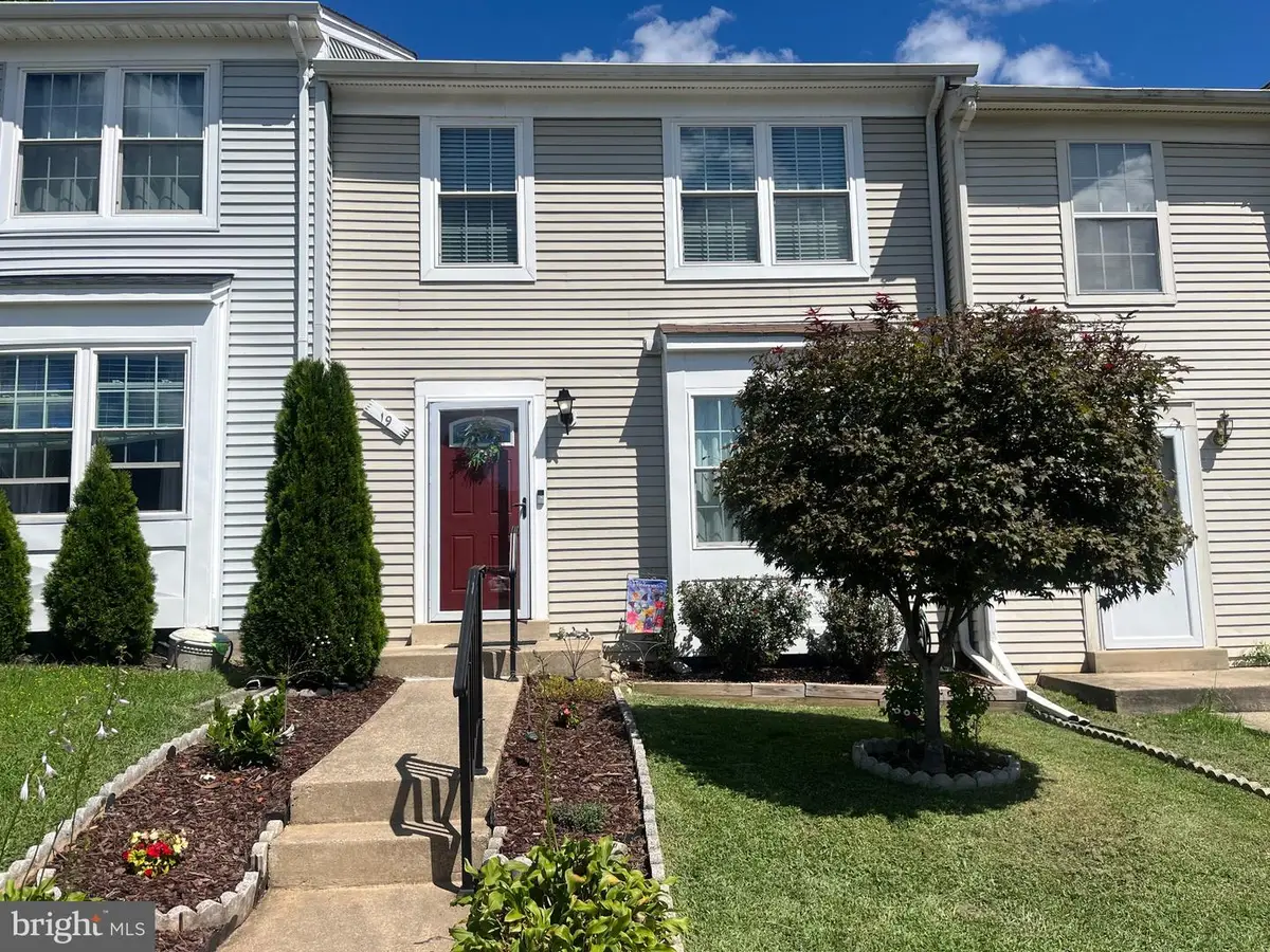 19 Applegrath Ct, Germantown, MD 20876 - #1