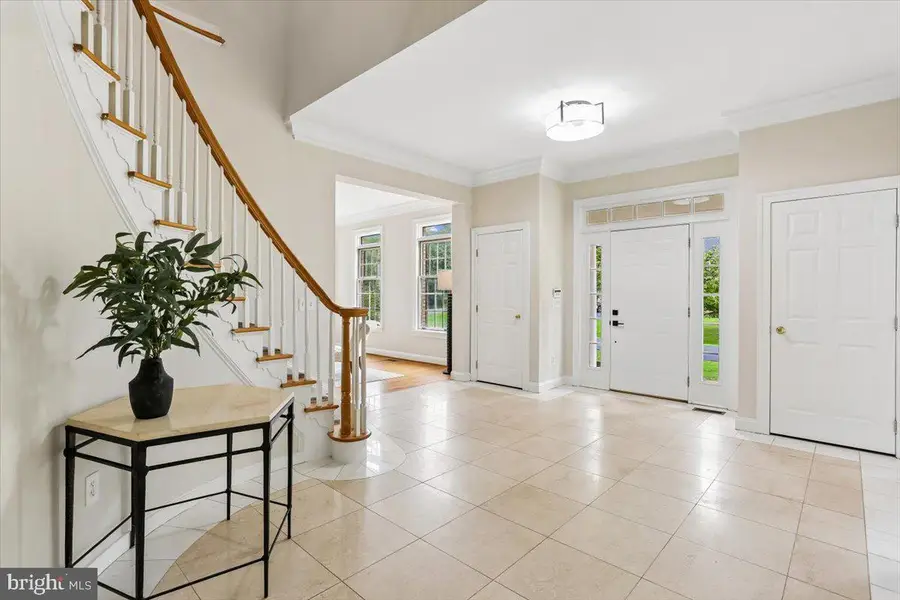 9217 Fall River Ln, Potomac, MD 20854 - #3