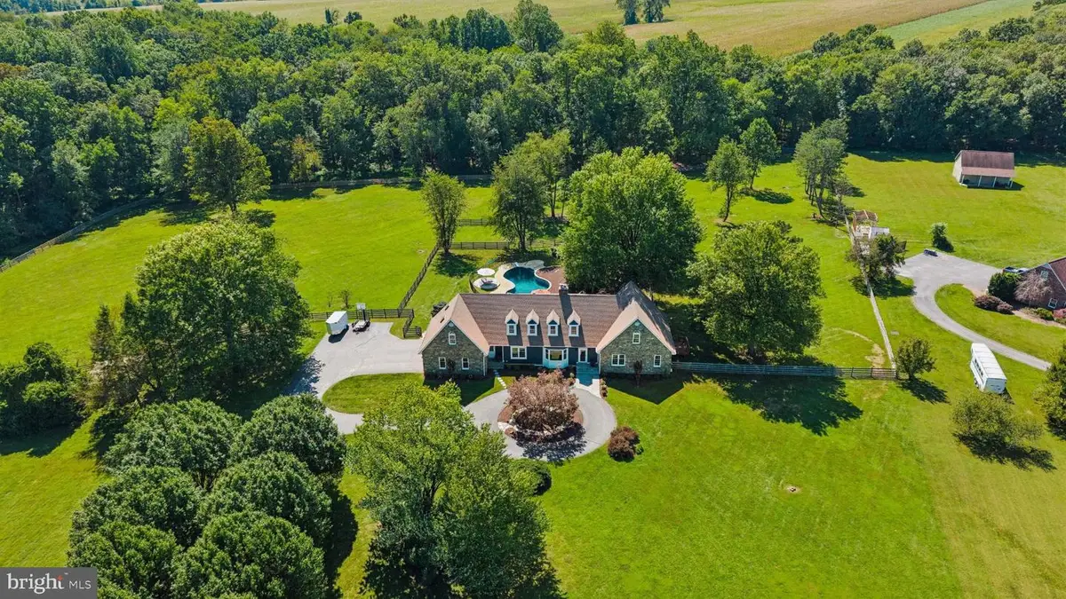 22400 Rolling Hill Ln, Laytonsville, MD 20882 - #1