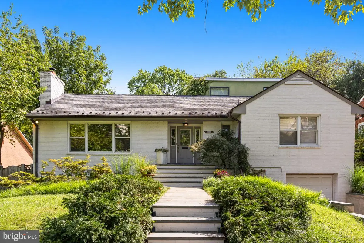 5609 Belmont Ave, Chevy Chase, MD 20815 - #1