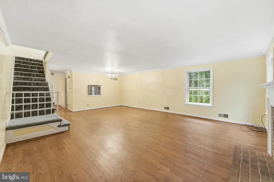 11 Sangamore Ct, Bethesda, MD 20816 - #3
