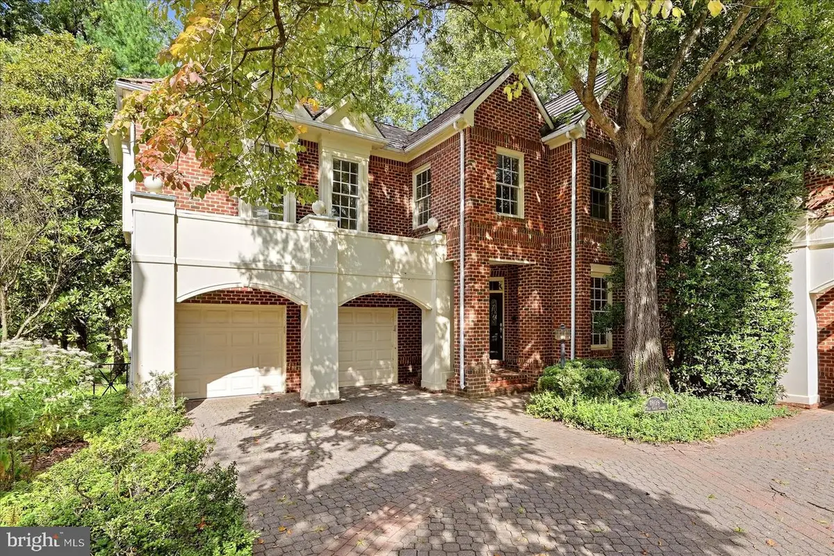 7809 Fox Gate Ct, Bethesda, MD 20817 - #1