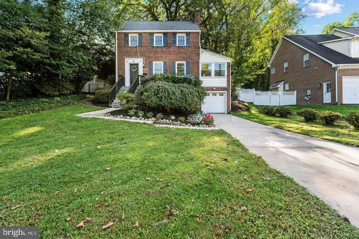 2504 Seminary Rd, Silver Spring, MD 20910 - #1
