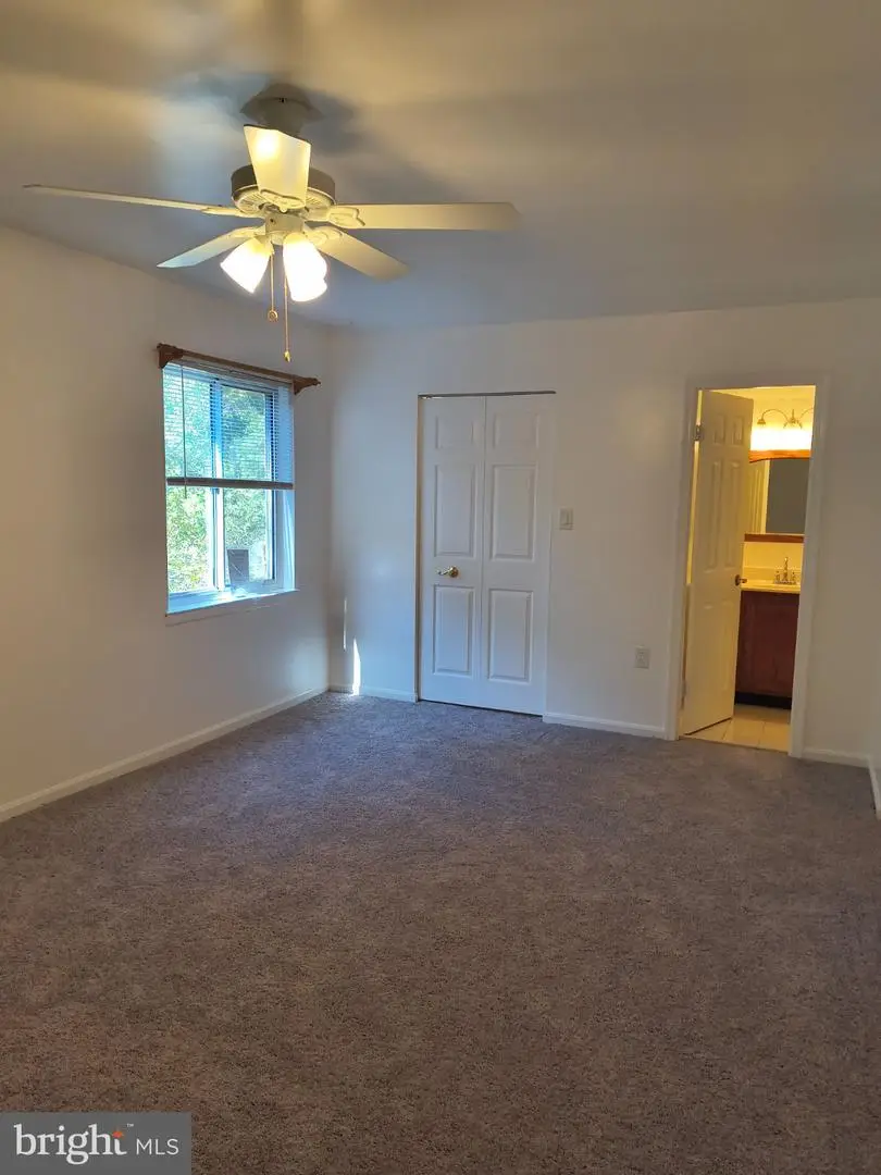 442 Girard St #303, Gaithersburg, MD 20877 - #3