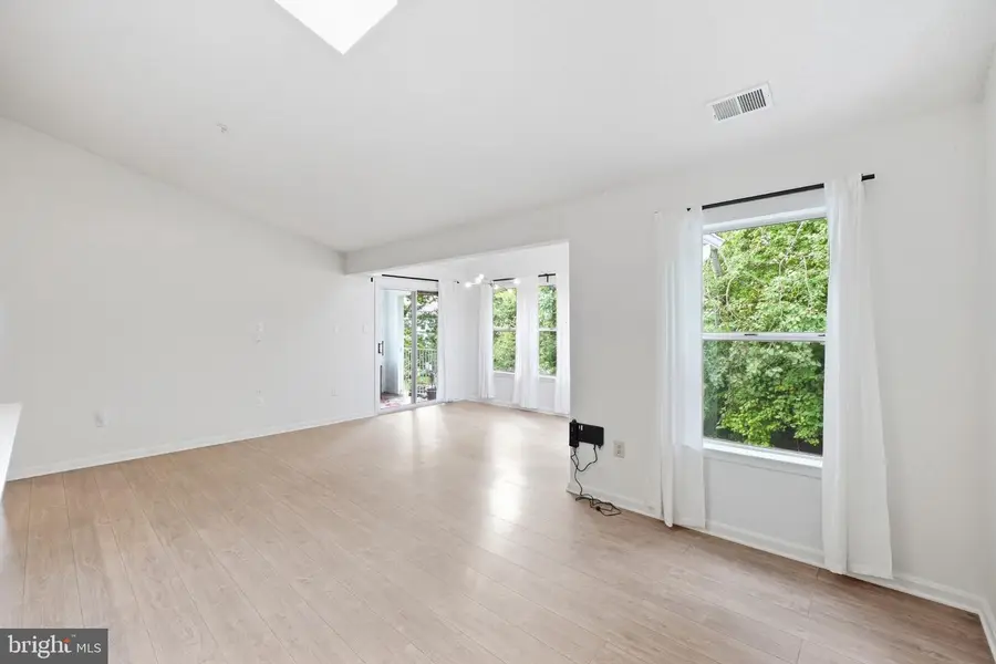 2812 Clear Shot Dr ##11-33, Silver Spring, MD 20906 - #3