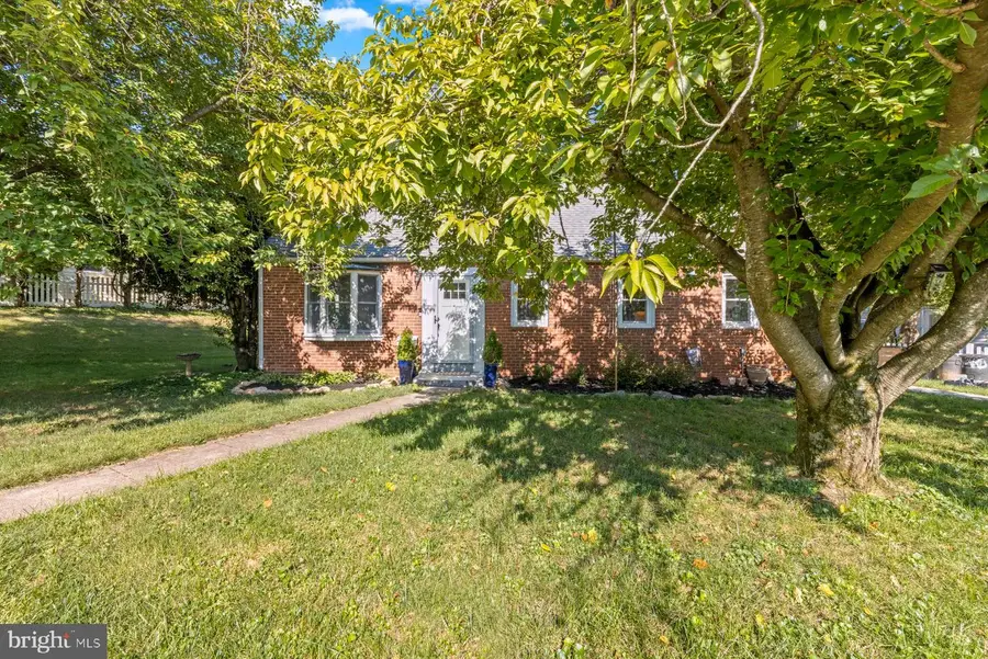 13301 Okinawa Ave, Rockville, MD 20851 - #2