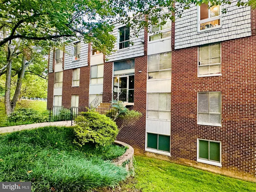 3914 Bel Pre Rd #4, Silver Spring, MD 20906 - #2