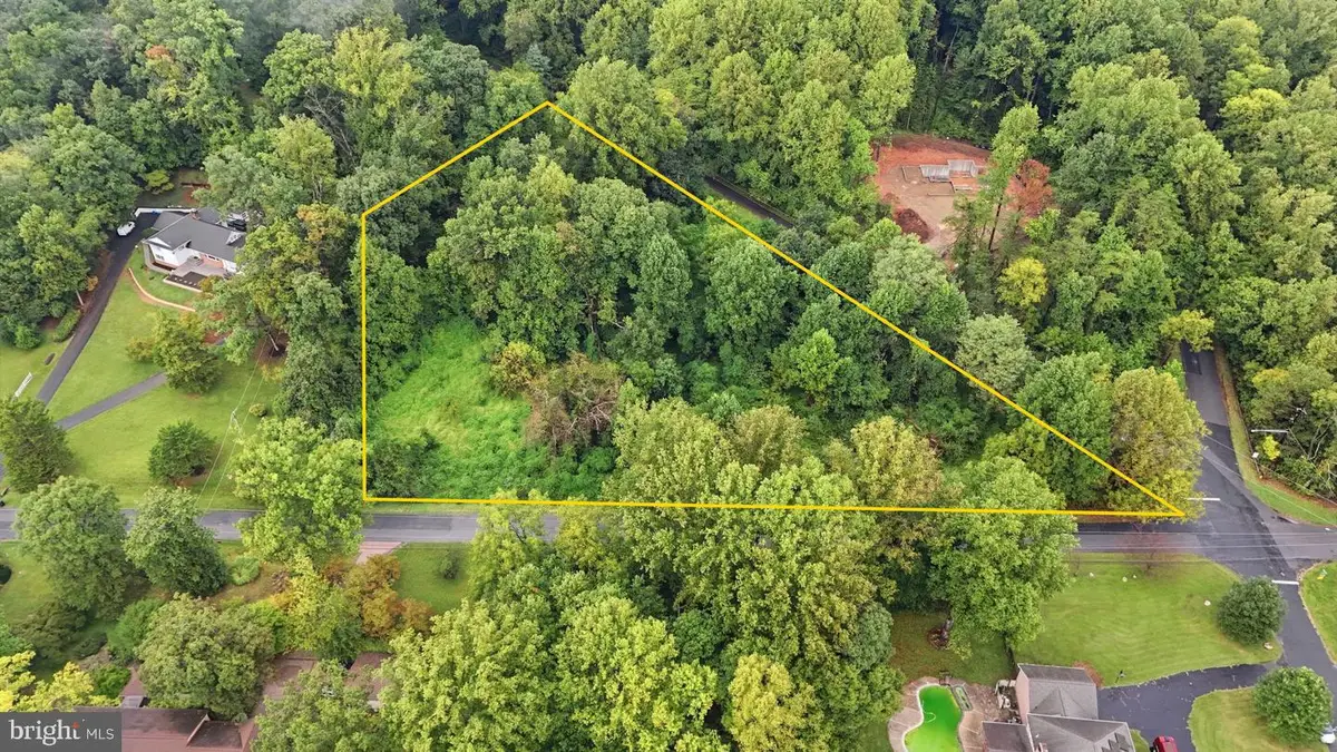 12900 Circle Dr, Rockville, MD 20850 - #1