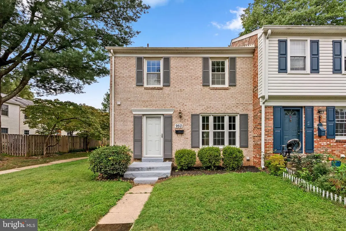 950 Paulsboro Dr, Rockville, MD 20850 - #1