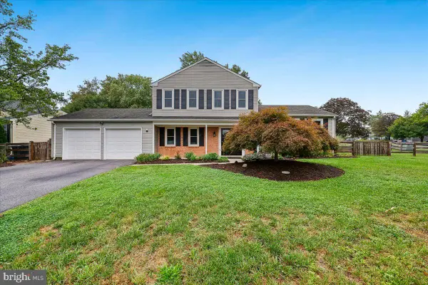 17132 Hoskinson Rd, POOLESVILLE, MD 20837