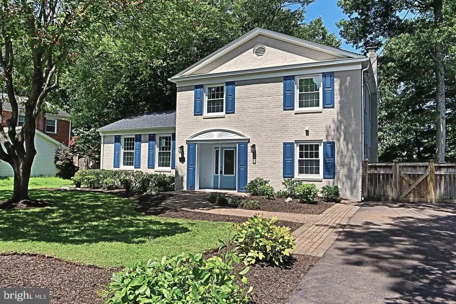 1289 Bartonshire Way, Potomac, MD 20854 - #2