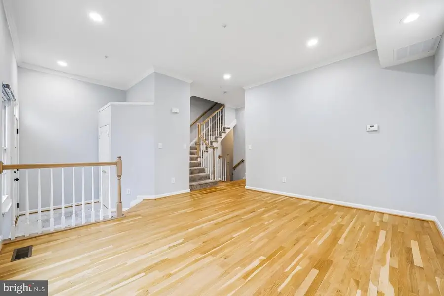 449 Winding Rose Dr, Rockville, MD 20850 - #3