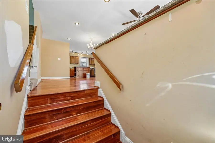 815 Bayridge Dr, Gaithersburg, MD 20878 - #2