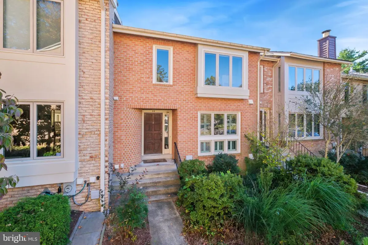 35 Valerian Ct, North Bethesda, MD 20852 - #1