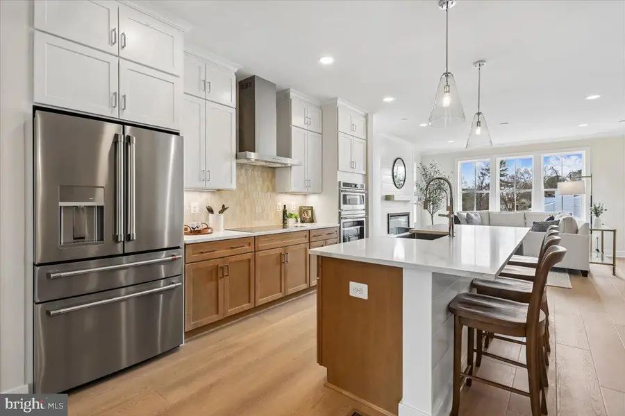 102 Allen Ln, Poolesville, MD 20837 - #3