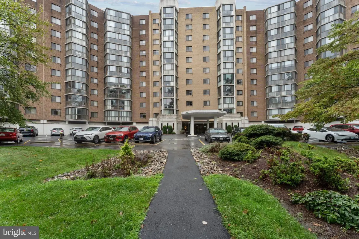 15101 Interlachen Dr #1-401, Silver Spring, MD 20906 - #1