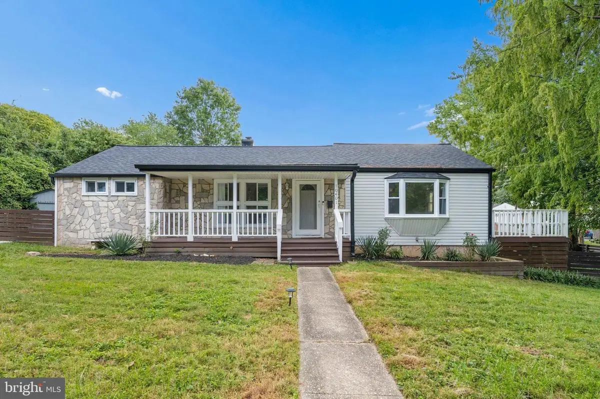 10401 Meredith Ave, Kensington, MD 20895 - #1
