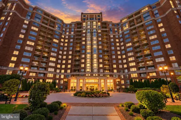 5809 Nicholson Ln #202, ROCKVILLE, MD 20852