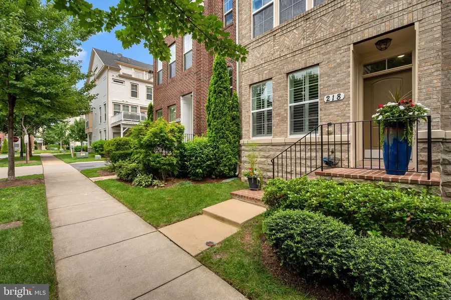 218 Baldwin St, Gaithersburg, MD 20878 - #2