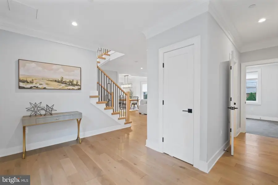 3714 Farragut Ave, Kensington, MD 20895 - #3