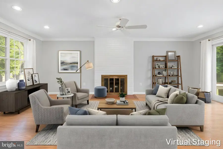 15 Grovepoint Ct, Potomac, MD 20854 - #2