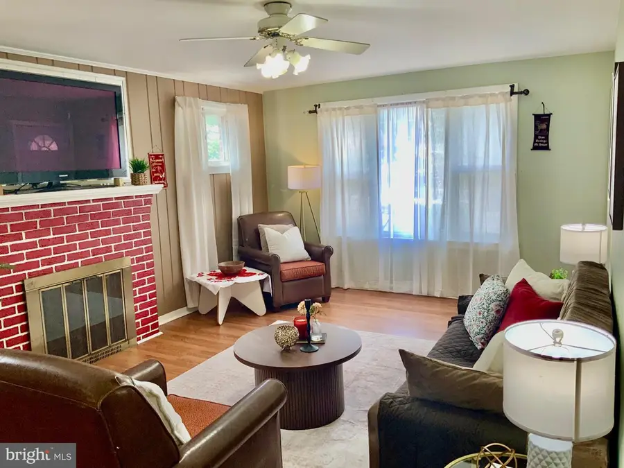 3710 Randolph Rd, Silver Spring, MD 20902 - #2
