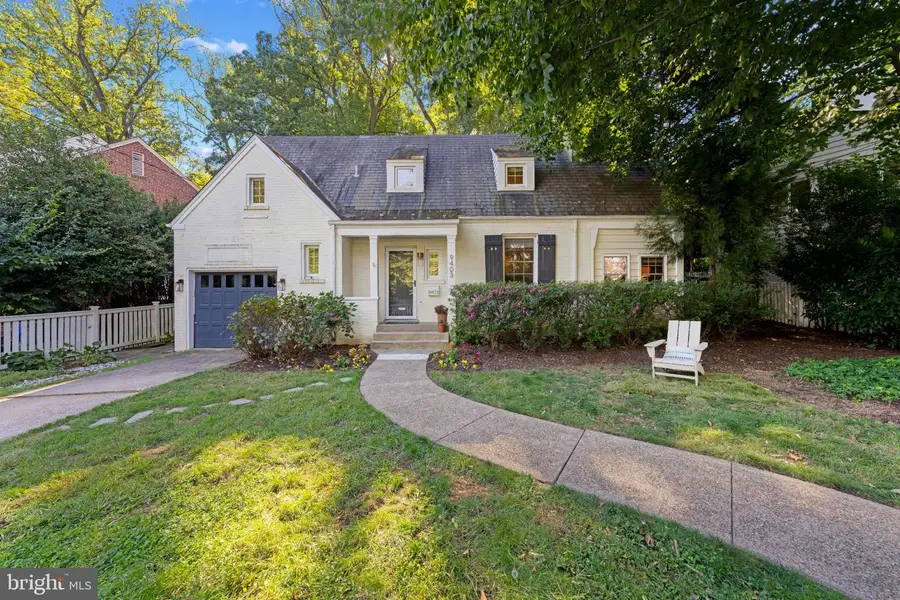 9403 Columbia Blvd, Silver Spring, MD 20910 - #2