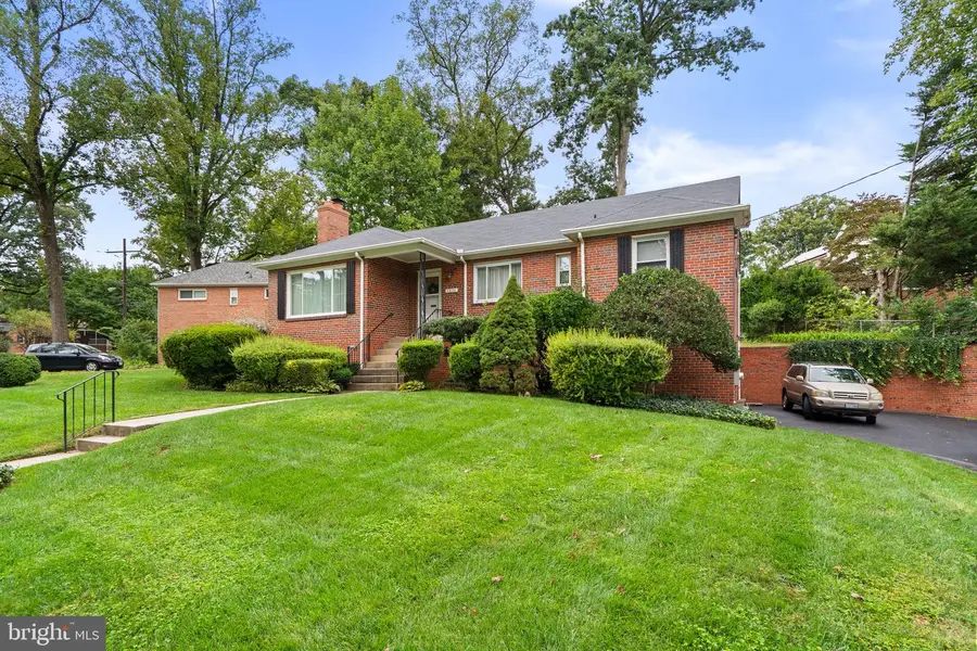 9804 Dameron Dr, Silver Spring, MD 20902 - #3