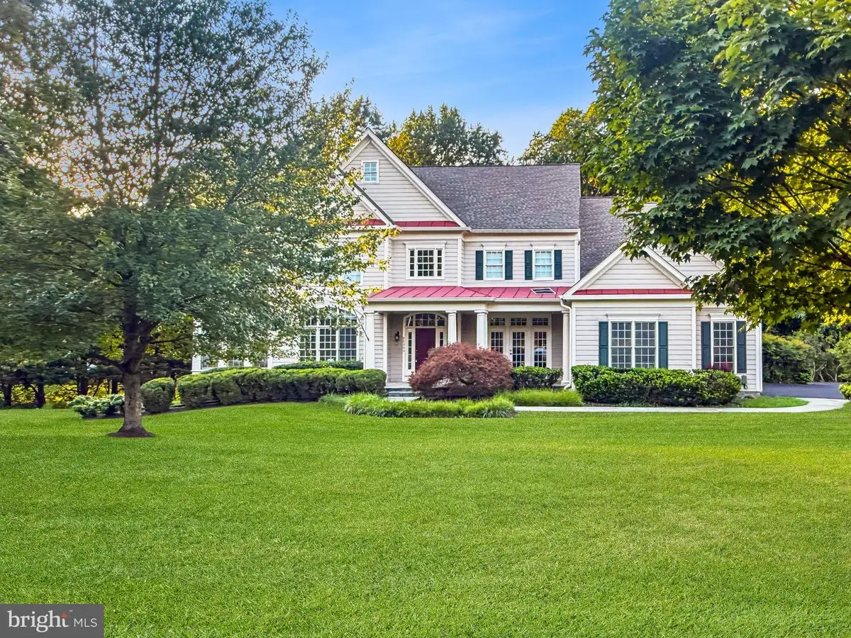 21300 Golf Estates Dr, Gaithersburg, MD 20882 - #1