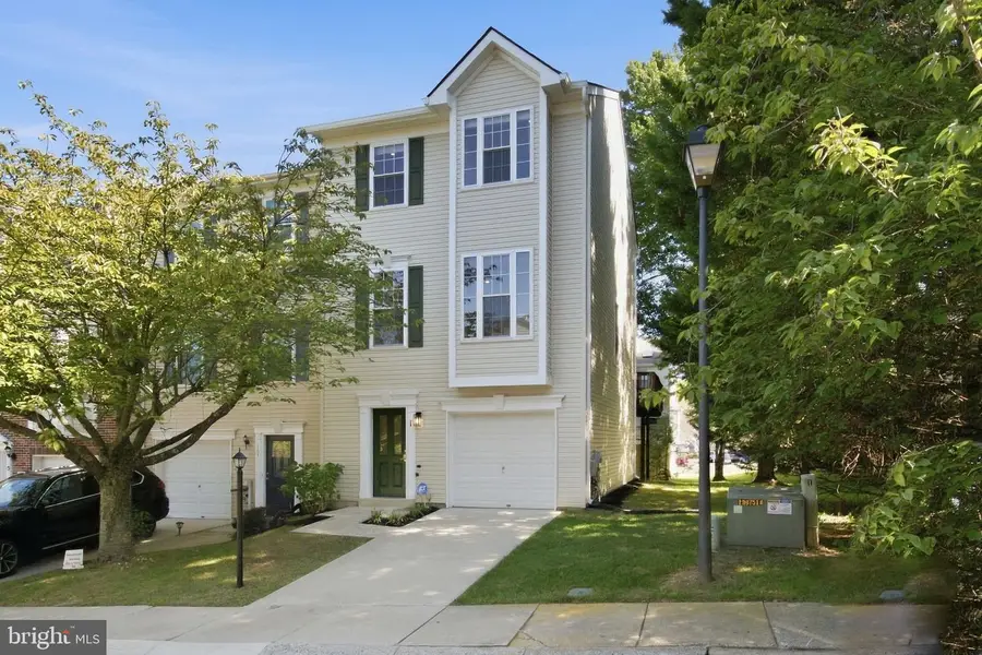 1 Diamond Hill Ct, Germantown, MD 20874 - #2
