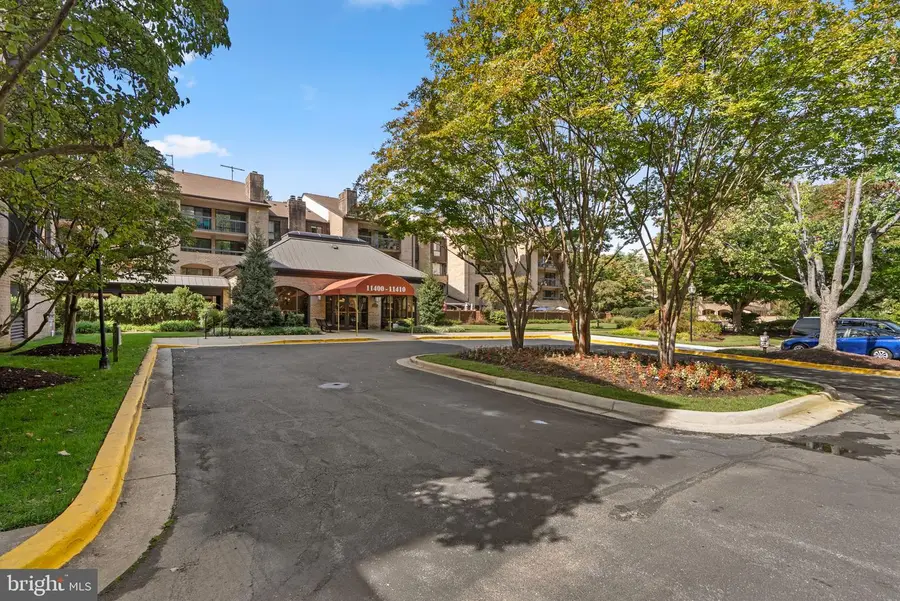 11410 Strand Dr #r-207, Rockville, MD 20852 - #2